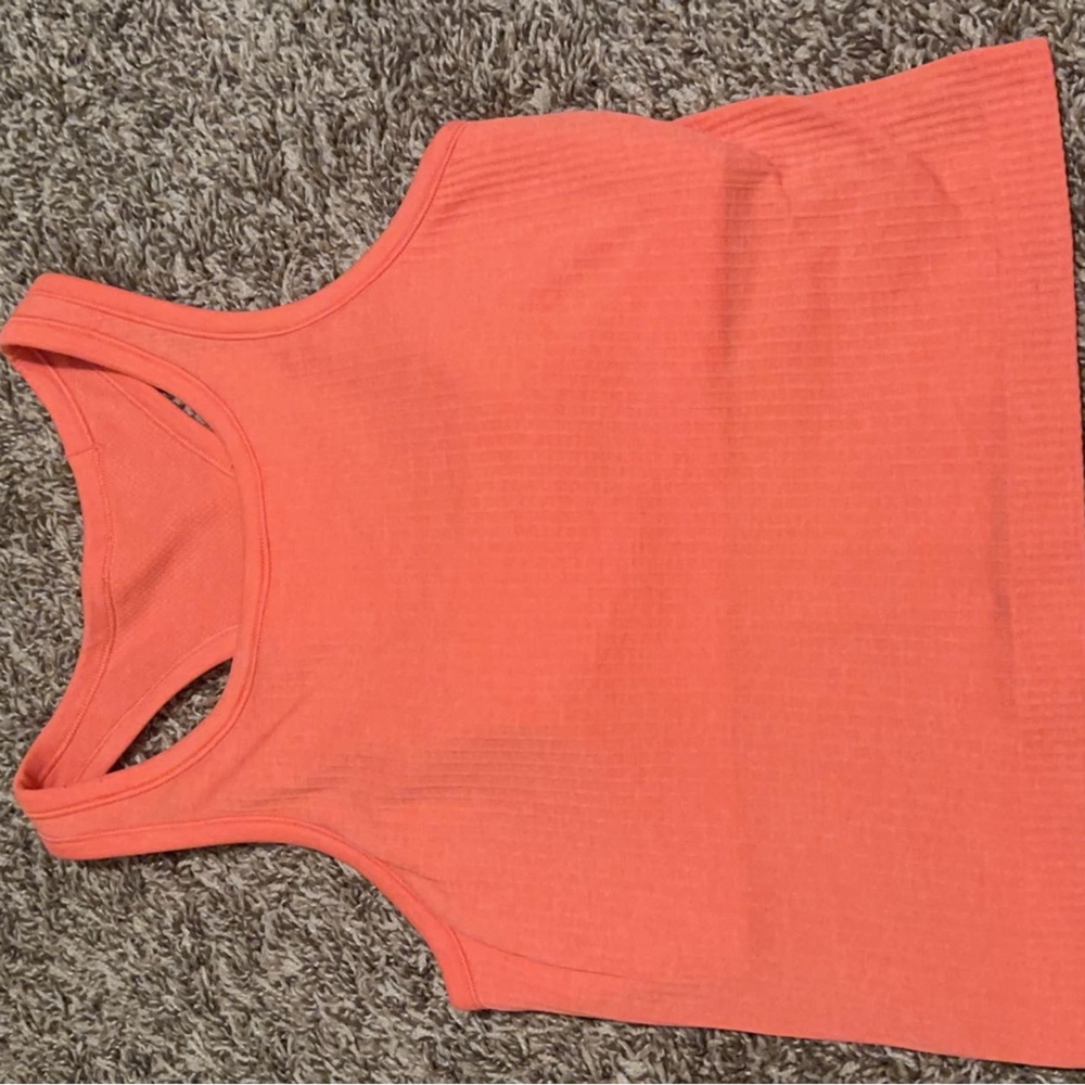 Barely used like new Ebb to street cropped tank